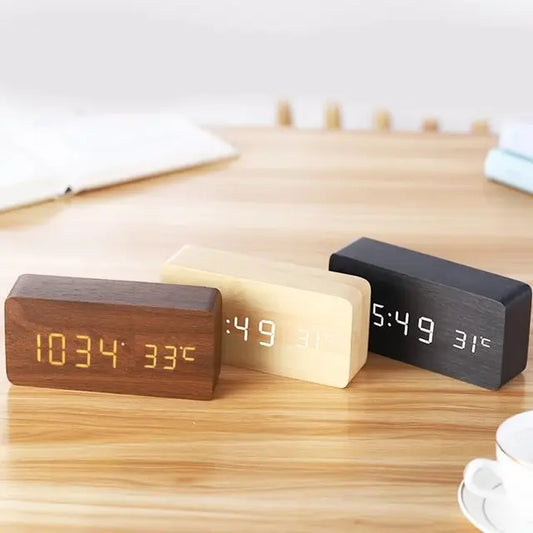 Stijlvolle Houten LED Wekker met Slimme Functies